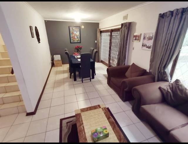 3 BEDROOM APARTMENT FOR SALE IN THE WOLDS